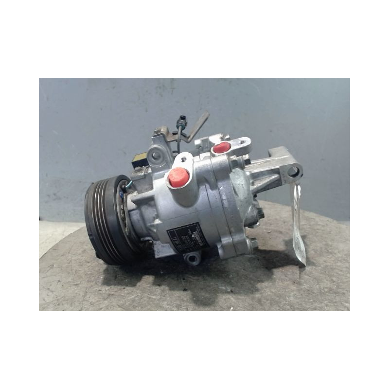 COMPRESSEUR AIR CONDITIONNE SUZUKI SWIFT 3P