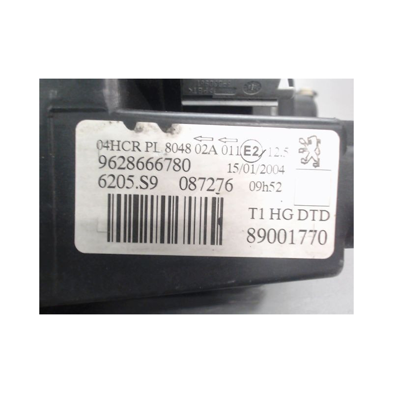 PHARE DROIT PEUGEOT 206