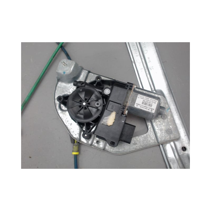 MECANISME LEVE-GLACE AVANT GAUCHE PEUGEOT 208