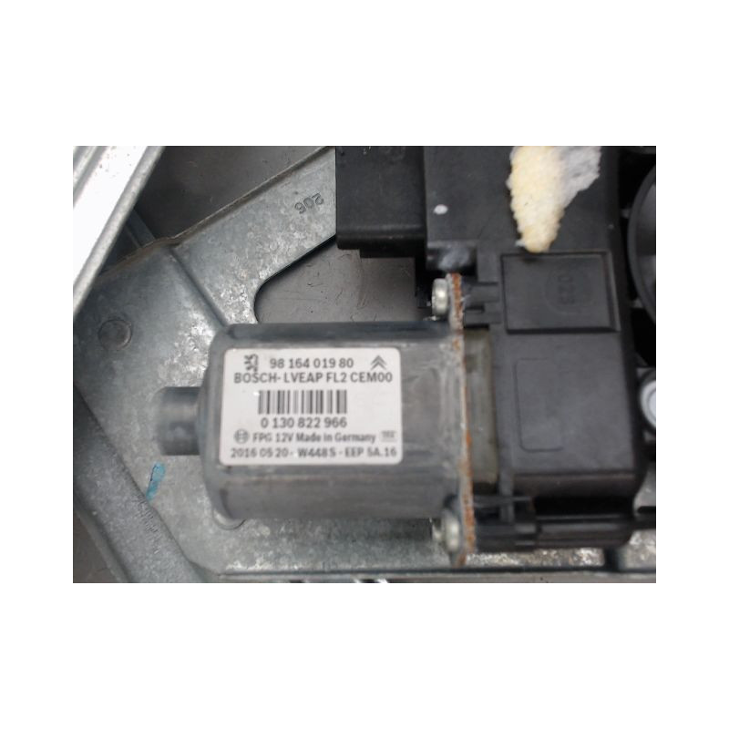 MECANISME LEVE-GLACE AVANT GAUCHE PEUGEOT 208