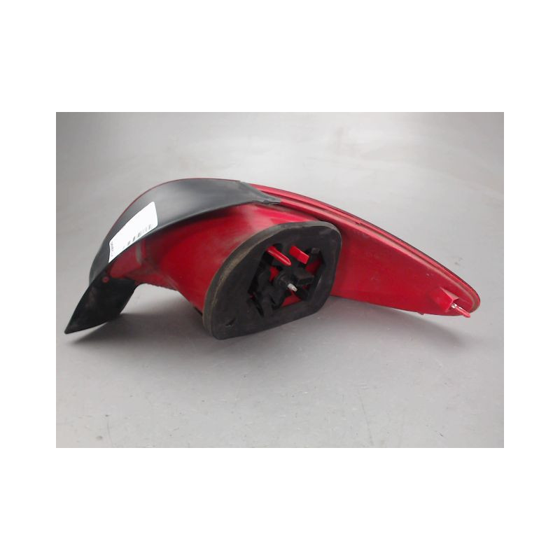 FEU ARRIERE GAUCHE  PEUGEOT 206