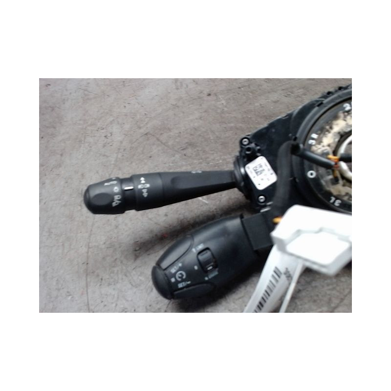 BLOC COMMODOS PEUGEOT 2008