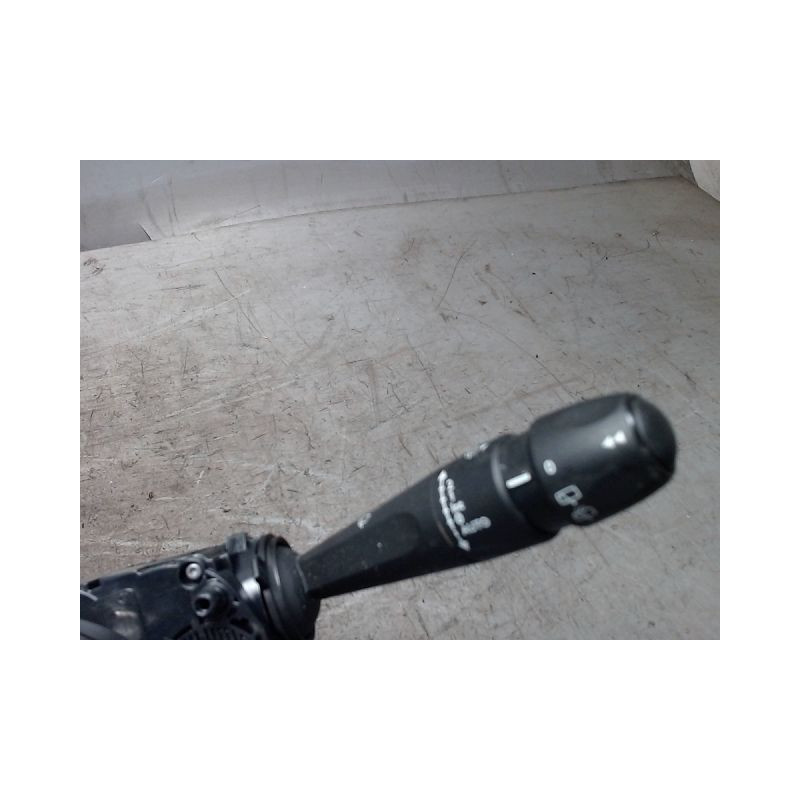 BLOC COMMODOS PEUGEOT 2008