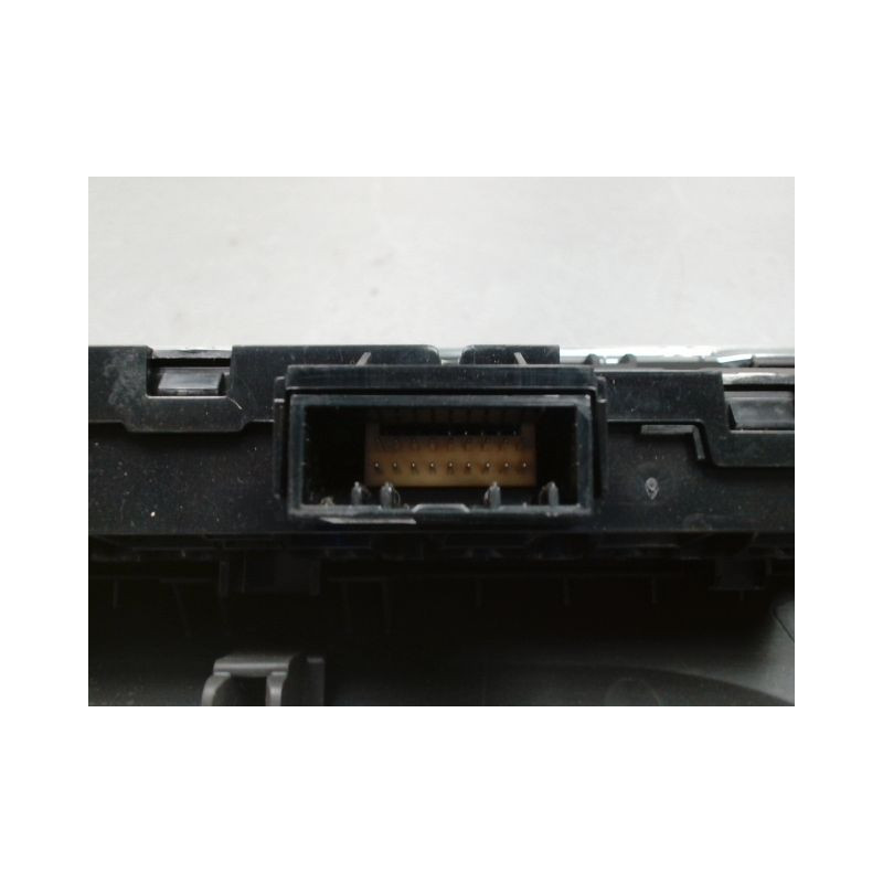 BOUTON DE WARNING RENAULT CLIO