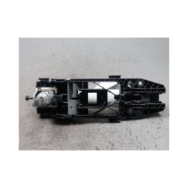 POIGNEE EXTERIEURE PORTE AVANT GAUCHE VOLKSWAGEN POLO