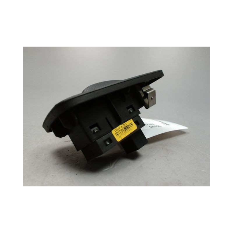 COMMANDE LEVE-GLACE PORTE ARG FIAT BRAVO 2007-