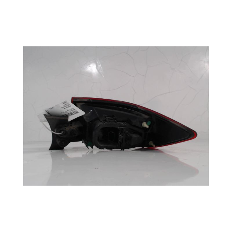 FEU ARRIERE GAUCHE  RENAULT CLIO IV 2012-