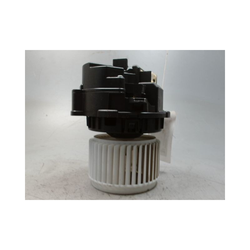 MOTEUR VENTILATEUR CHAUFFAGE RENAULT CLIO