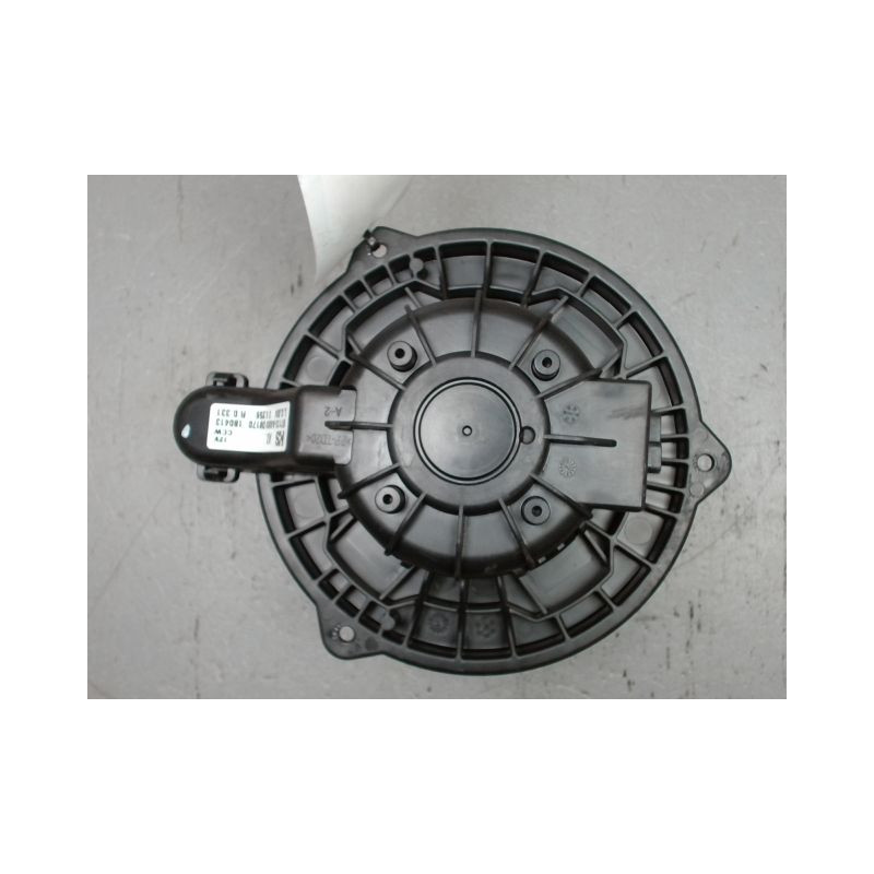 MOTEUR VENTILATEUR CHAUFFAGE HYUNDAI I30