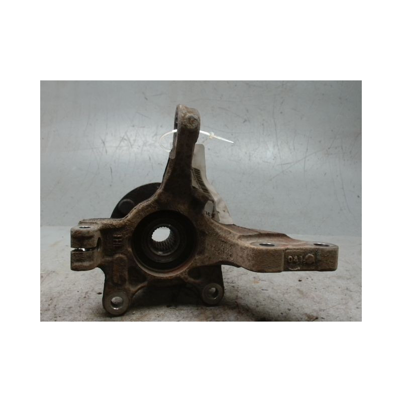 PIVOT AVANT GAUCHE NISSAN MICRA