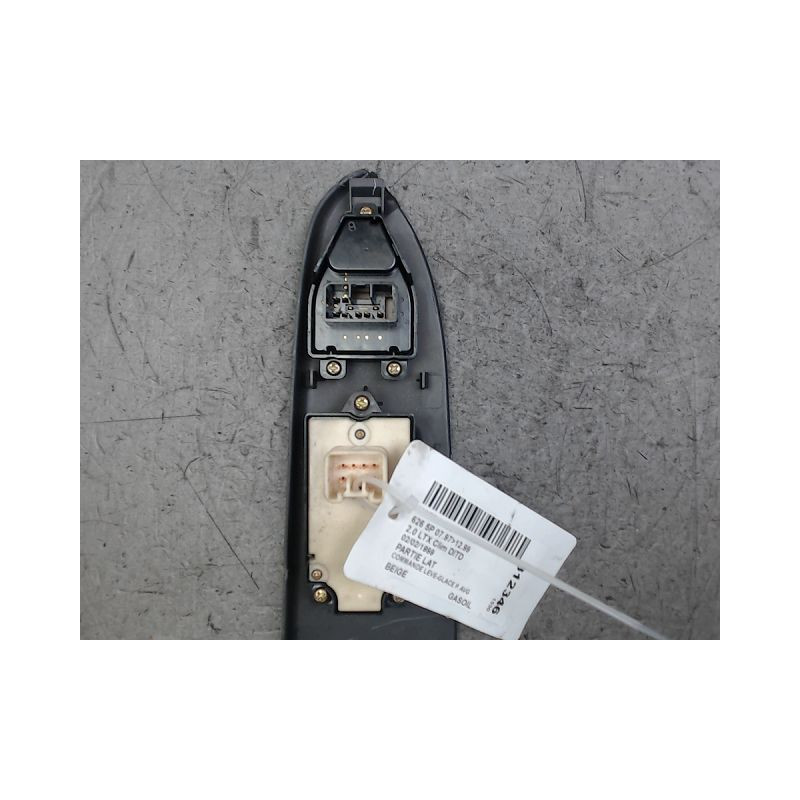 COMMANDE LEVE-GLACE PORTE AVG MAZDA 626 97-99