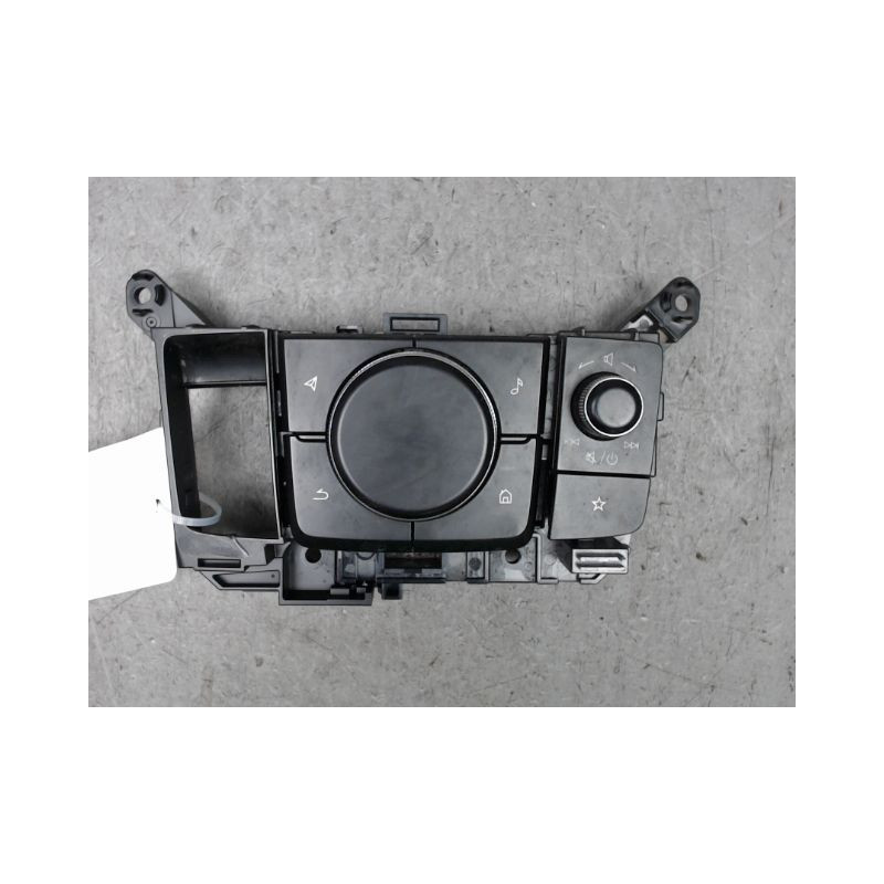 COMMANDE GPS MAZDA CX-30