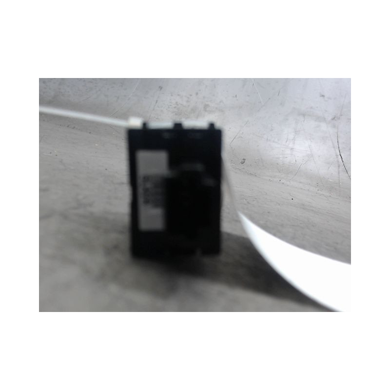 COMMANDE RÉGLAGE HAUTEUR DE PHARE NISSAN JUKE