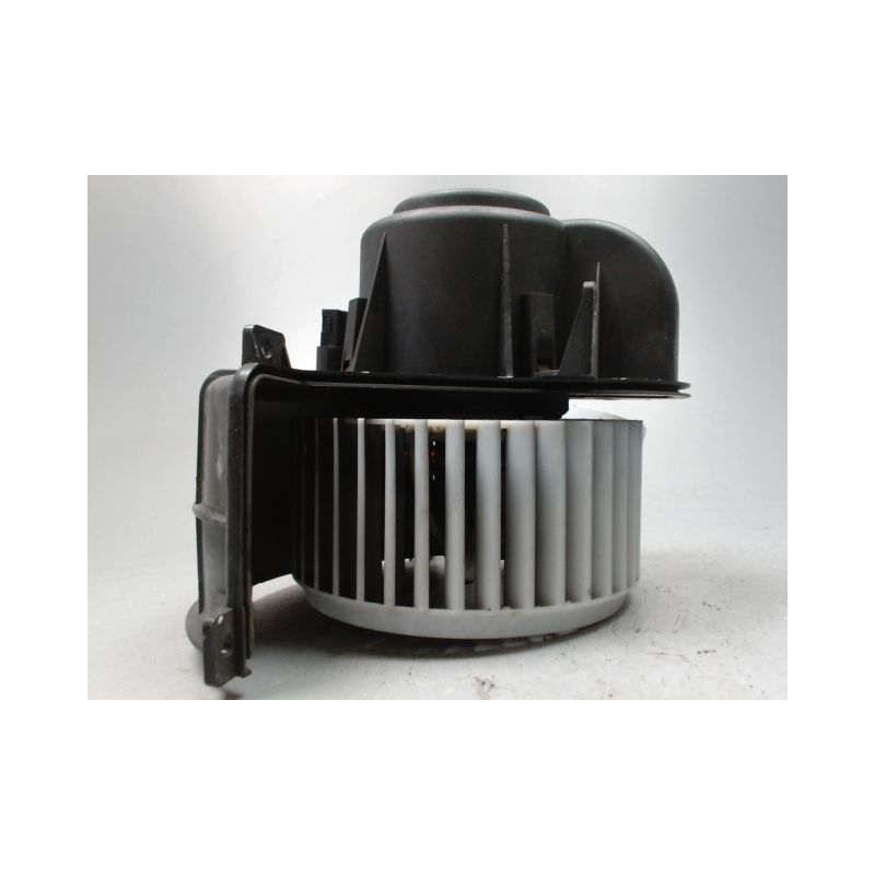 MOTEUR VENTILATEUR CHAUFFAGE VOLKSWAGEN TOUAREG