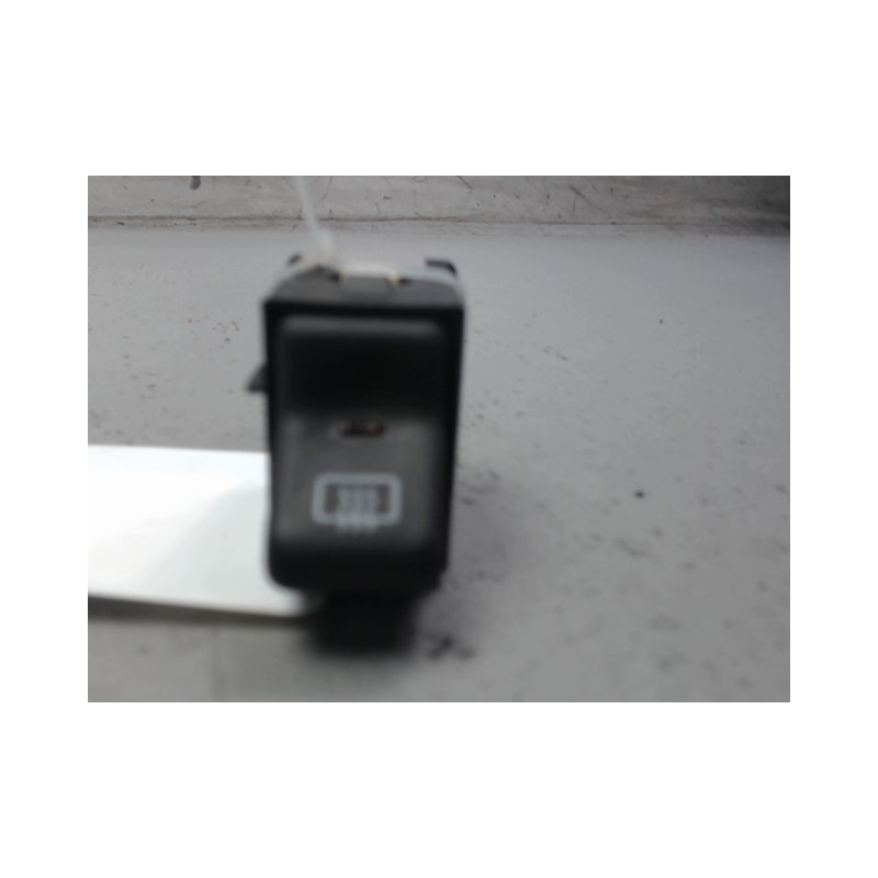 COMMANDE DEGIVRAGE LUNETTE ARRIERE JEEP JEEP WRANGLER