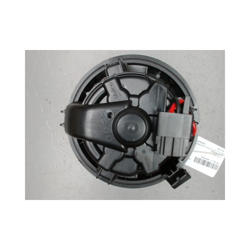 MOTEUR VENTILATEUR CHAUFFAGE RENAULT ARKANA