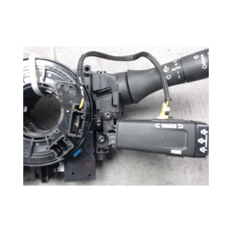 BLOC COMMODOS RENAULT ARKANA