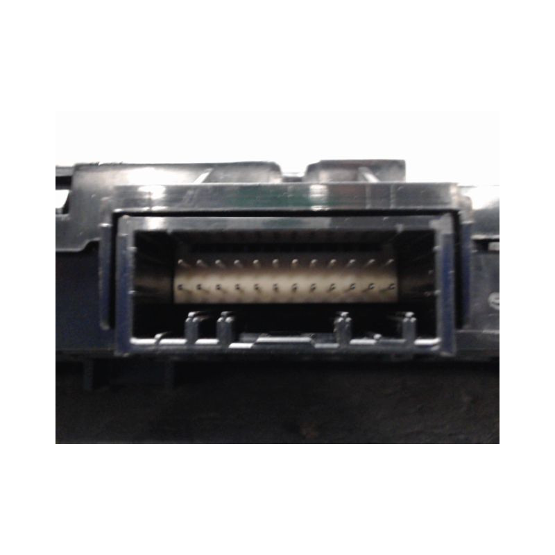BOUTON DE WARNING RENAULT ARKANA