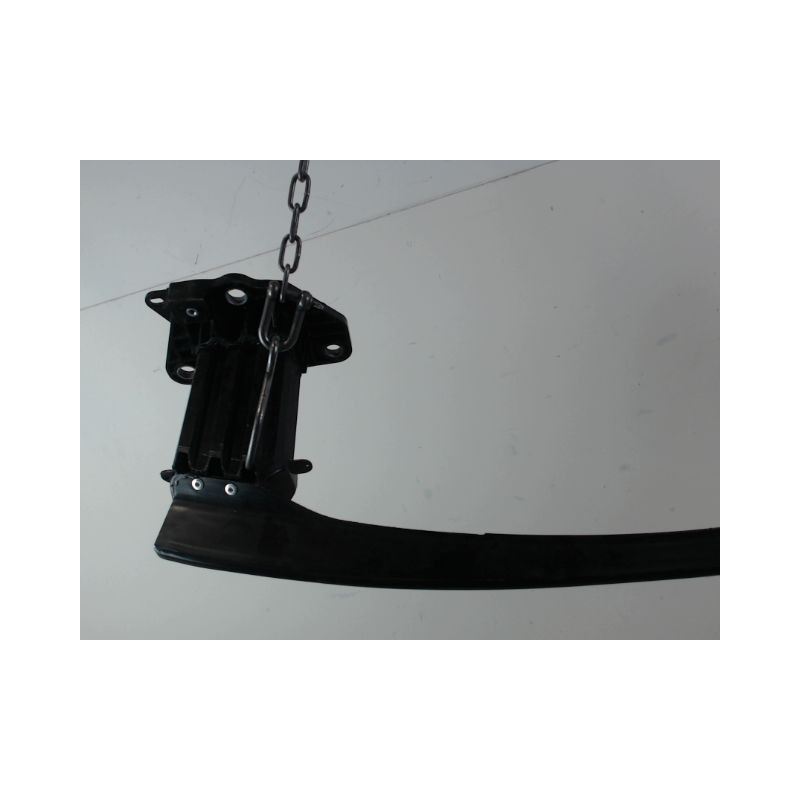 TRAVERSE INFERIEURE ARMATURE AVANT FIAT 500X