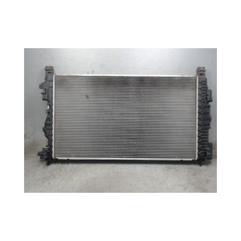 RADIATEUR OPEL ZAFIRA