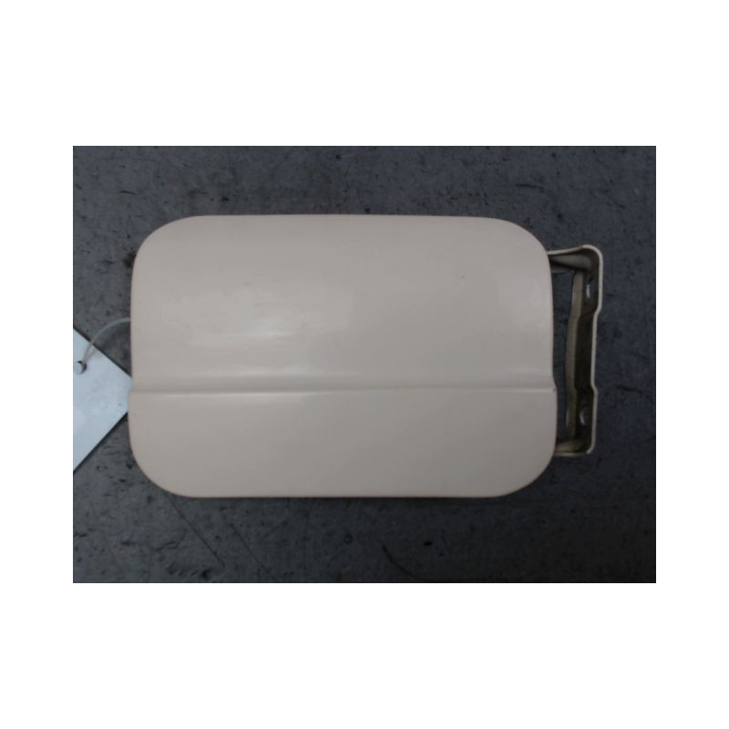 VOLET DE TRAPPE CARBURANT MERCEDES 200