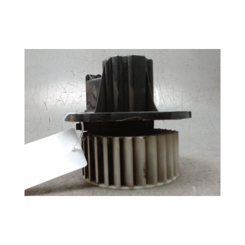 MOTEUR VENTILATEUR CHAUFFAGE MERCEDES 200