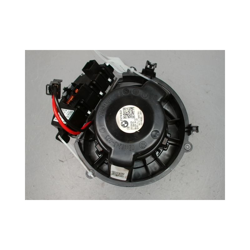 MOTEUR VENTILATEUR CHAUFFAGE B.M.W. I3