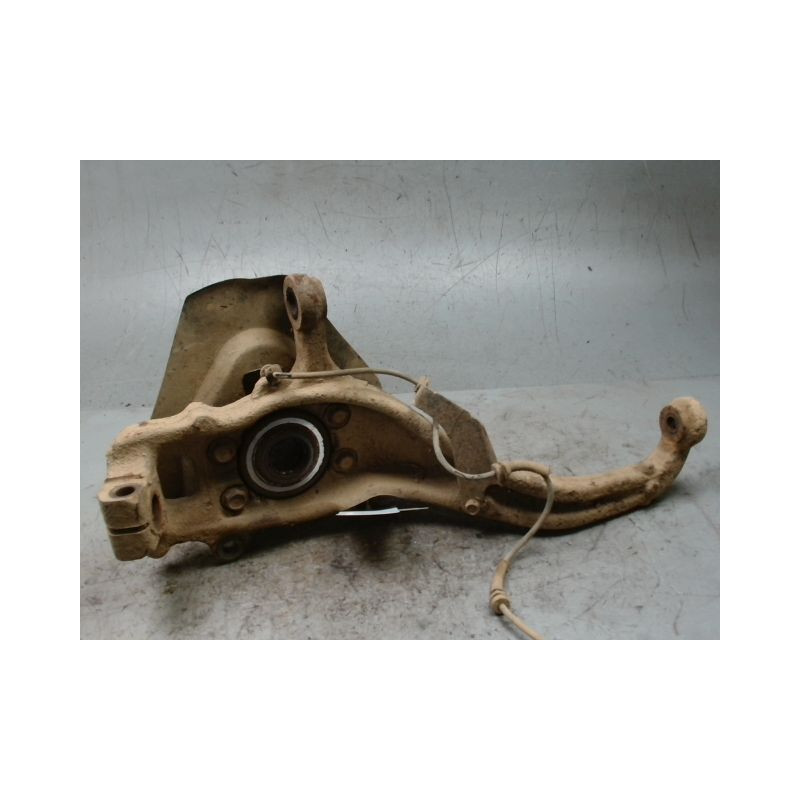 PIVOT AVANT DROIT NISSAN NAVARA DOUBLE CABINE