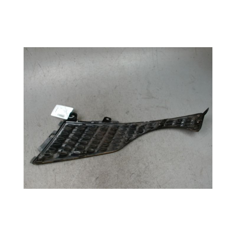 GRILLE CALANDRE DROIT NISSAN JUKE