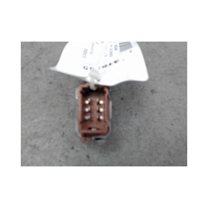 COMMANDE LEVE-GLACE PORTE AVD RENAULT SCENIC II PH1 02-06