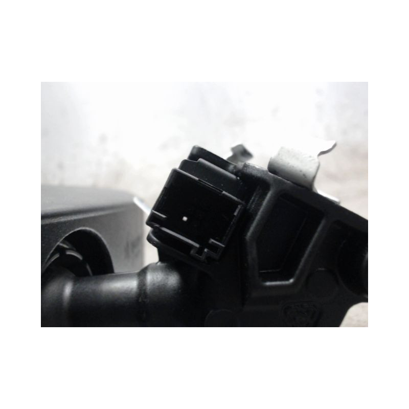 RETROVISEUR INTERIEUR PEUGEOT 208