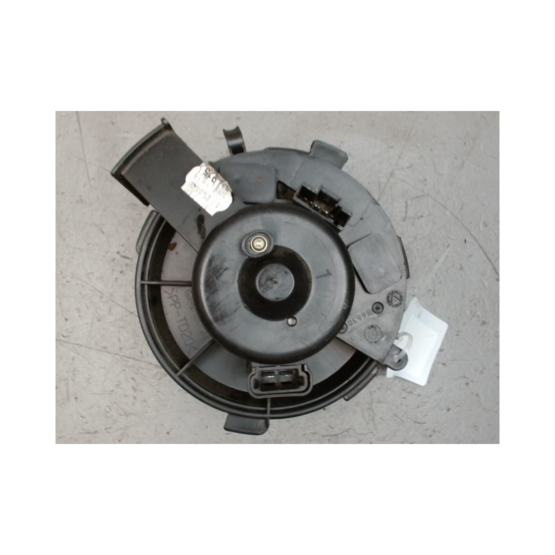 MOTEUR VENTILATEUR CHAUFFAGE PEUGEOT 206 CC 2000-2007