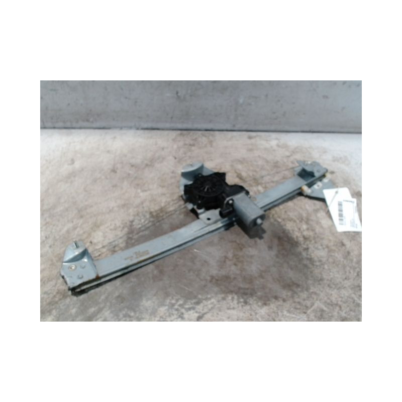 MECANISME+MOTEUR LEVE-GLACE AVANT DROIT DACIA LODGY