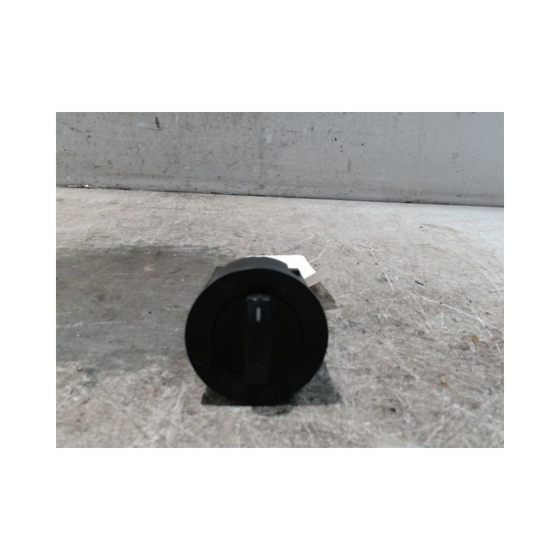 COMMANDE ECLAIRAGE VOLKSWAGEN POLO