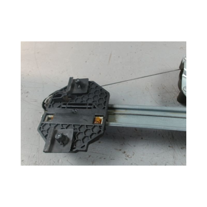 MECANISME+MOTEUR LEVE-GLACE AVANT GAUCHE DACIA LOGAN -08