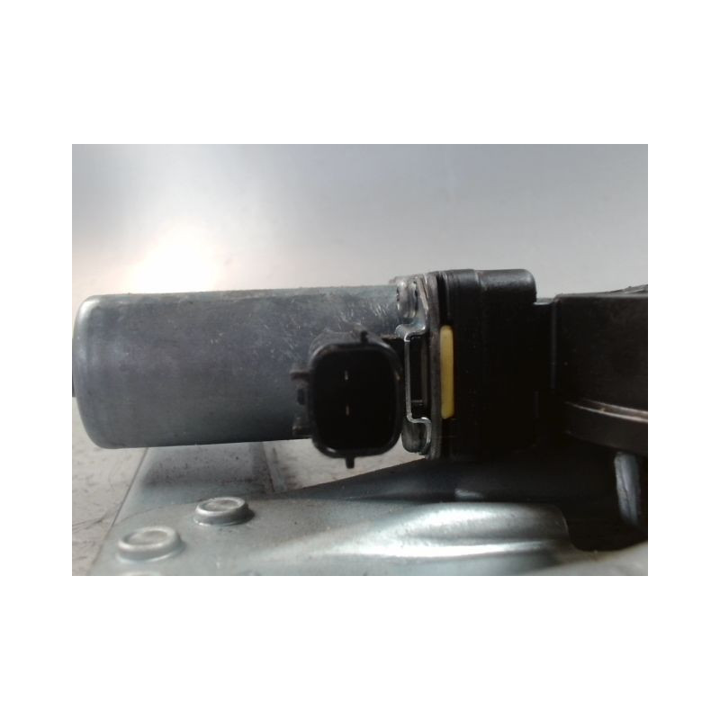 MECANISME+MOTEUR LEVE-GLACE AVANT GAUCHE DACIA LOGAN -08