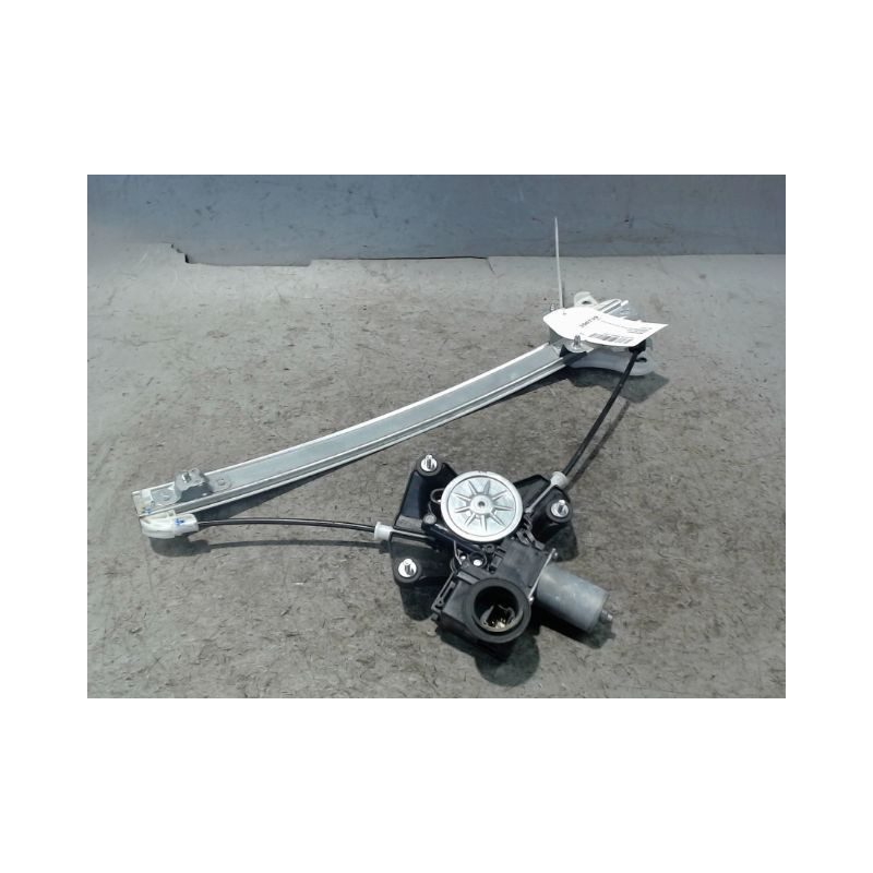 MECANISME+MOTEUR LEVE-GLACE AVANT GAUCHE TOYOTA YARIS CRO