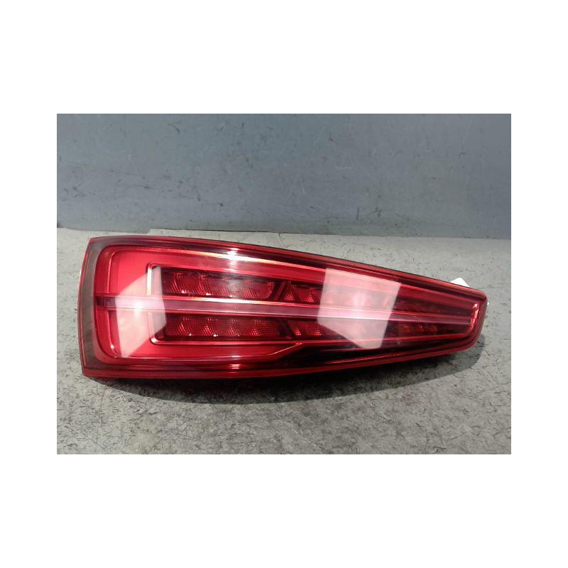 FEU ARRIERE GAUCHE  AUDI Q3