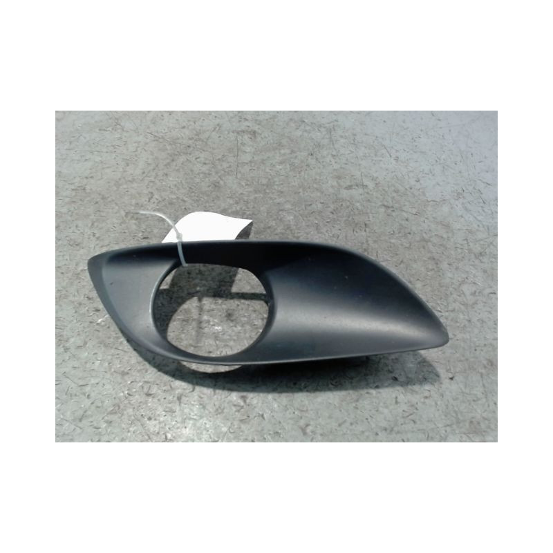 OBTURATEUR PHARE ADDITIONNEL PARE-CHOC AVD TOYOTA YARIS 2005-