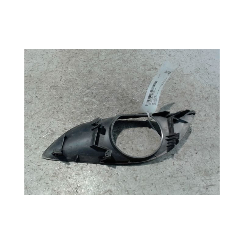 OBTURATEUR PHARE ADDITIONNEL PARE-CHOC AVD TOYOTA YARIS 2005-