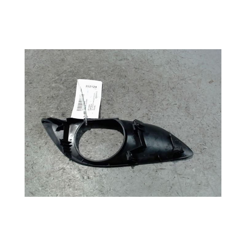 OBTURATEUR PHARE ADDITIONNEL PARE-CHOC AVG TOYOTA YARIS 2005-