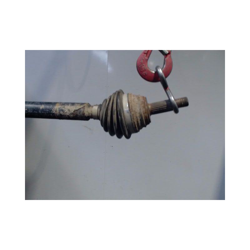 TRANSMISSION AVANT DROIT VOLKSWAGEN POLO 94-99 60 1.4