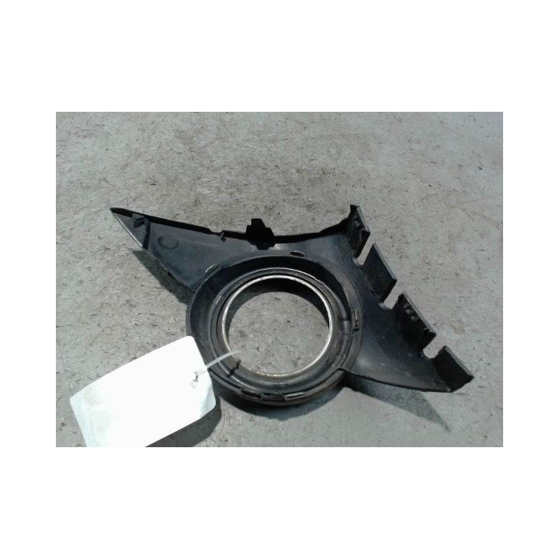 OBTURATEUR PHARE ADDITIONNEL PARE-CHOC AVG PEUGEOT 207 2007-