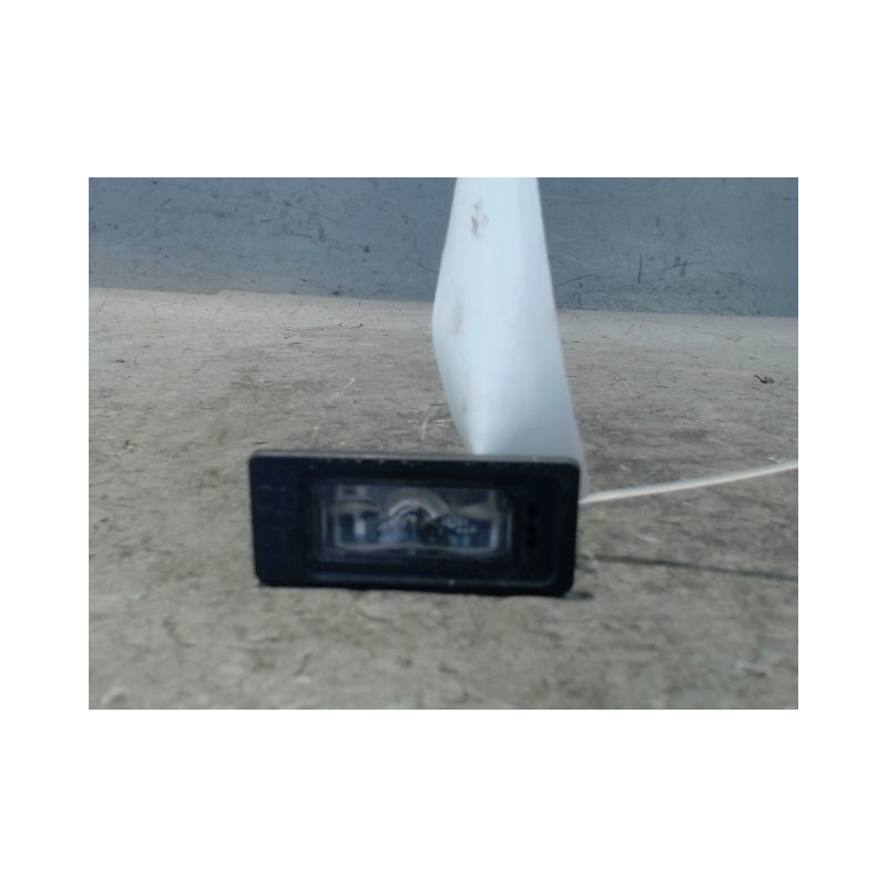 ECLAIREUR PLAQUE DE POLICE GAUCHE SKODA FABIA 2007-