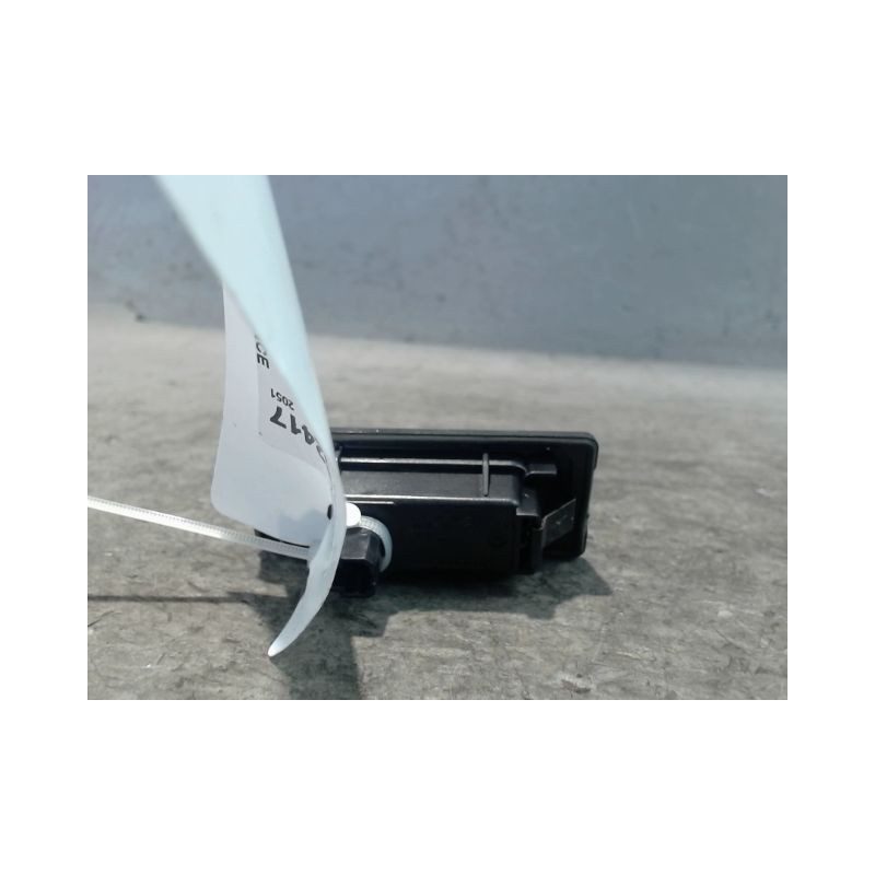 ECLAIREUR PLAQUE DE POLICE GAUCHE SKODA FABIA 2007-