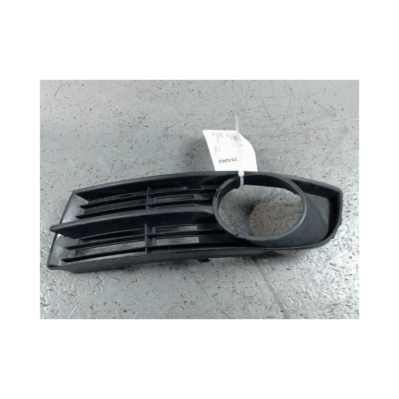 OBTURATEUR PHARE ADDITIONNEL PARE-CHOC AVG VOLKSWAGEN TOURAN