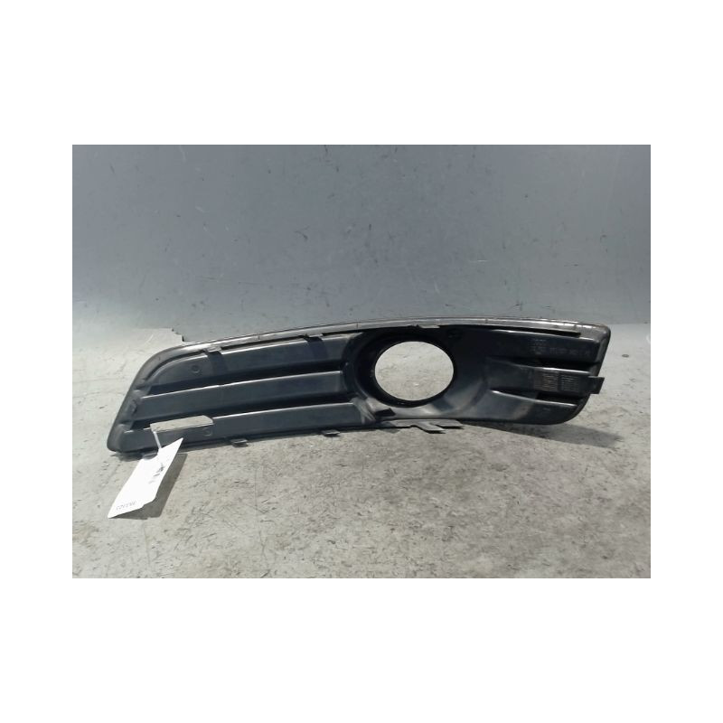 OBTURATEUR PHARE ADDITIONNEL PARE-CHOC AVG AUDI A3 2003-