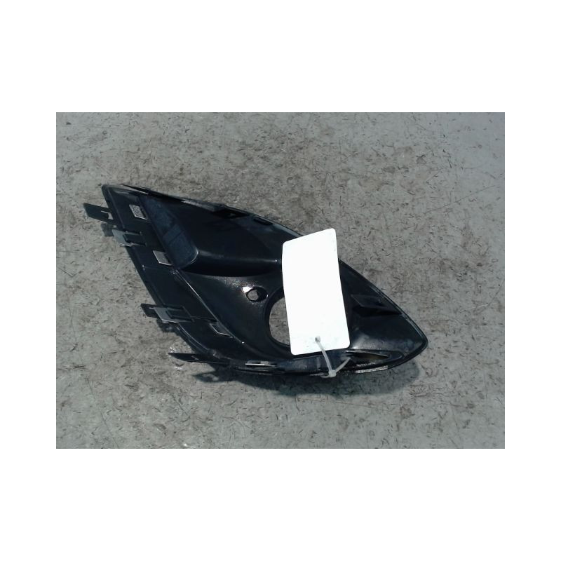 OBTURATEUR PHARE ADDITIONNEL PARE-CHOC AVG OPEL CORSA