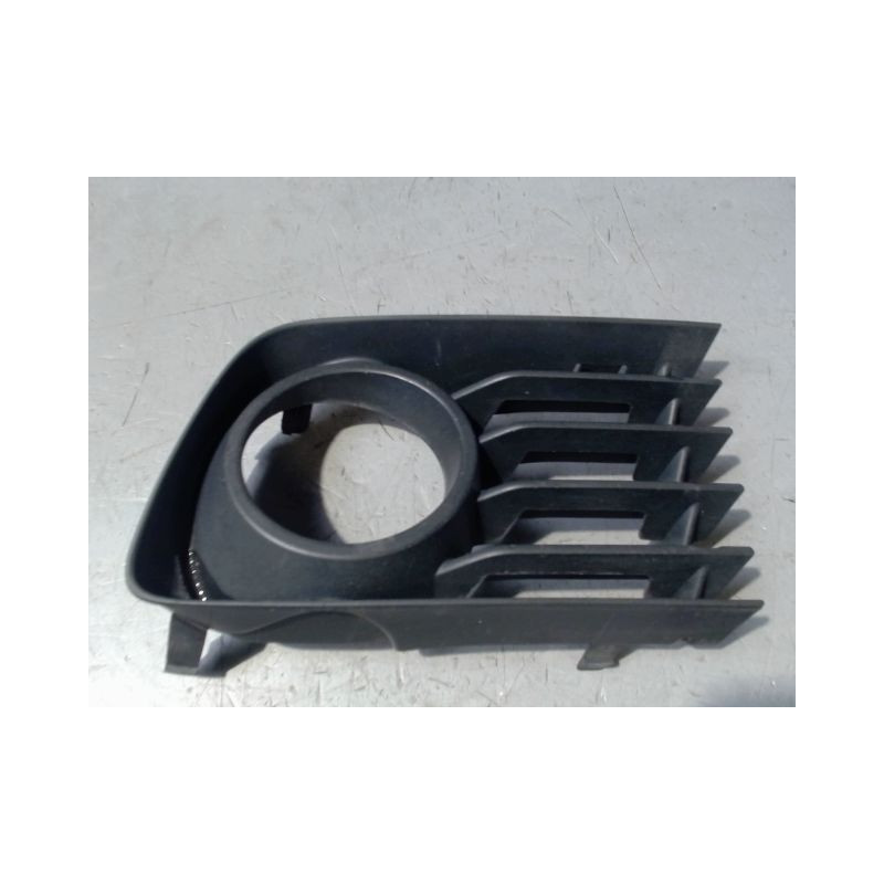 OBTURATEUR PHARE ADDITIONNEL PARE-CHOC AVD TOYOTA PRIUS 2004-