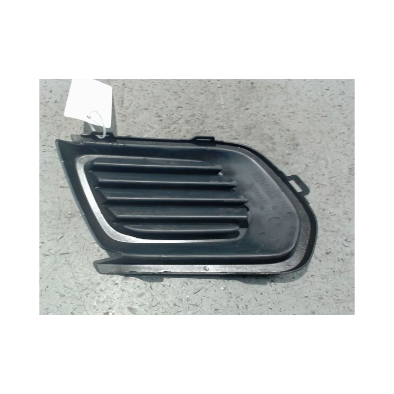 OBTURATEUR PHARE ADDITIONNEL PARE-CHOC AVD DACIA LOGAN MCV 2007-